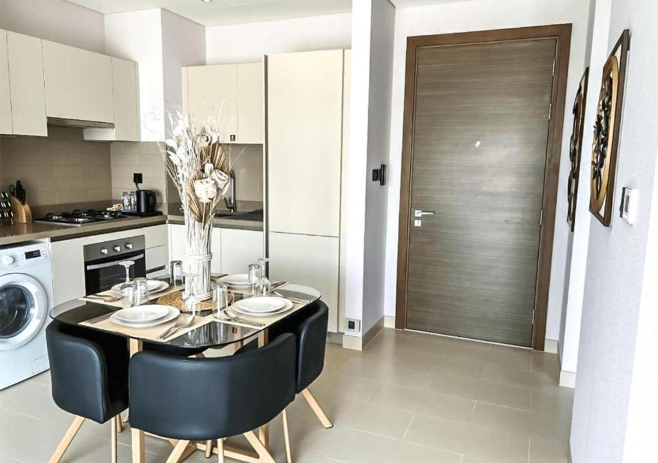 Stay By Latinem Luxury 2Br Holiday Home Cv B609 Near Burj Khalifa Dubai Exterior photo